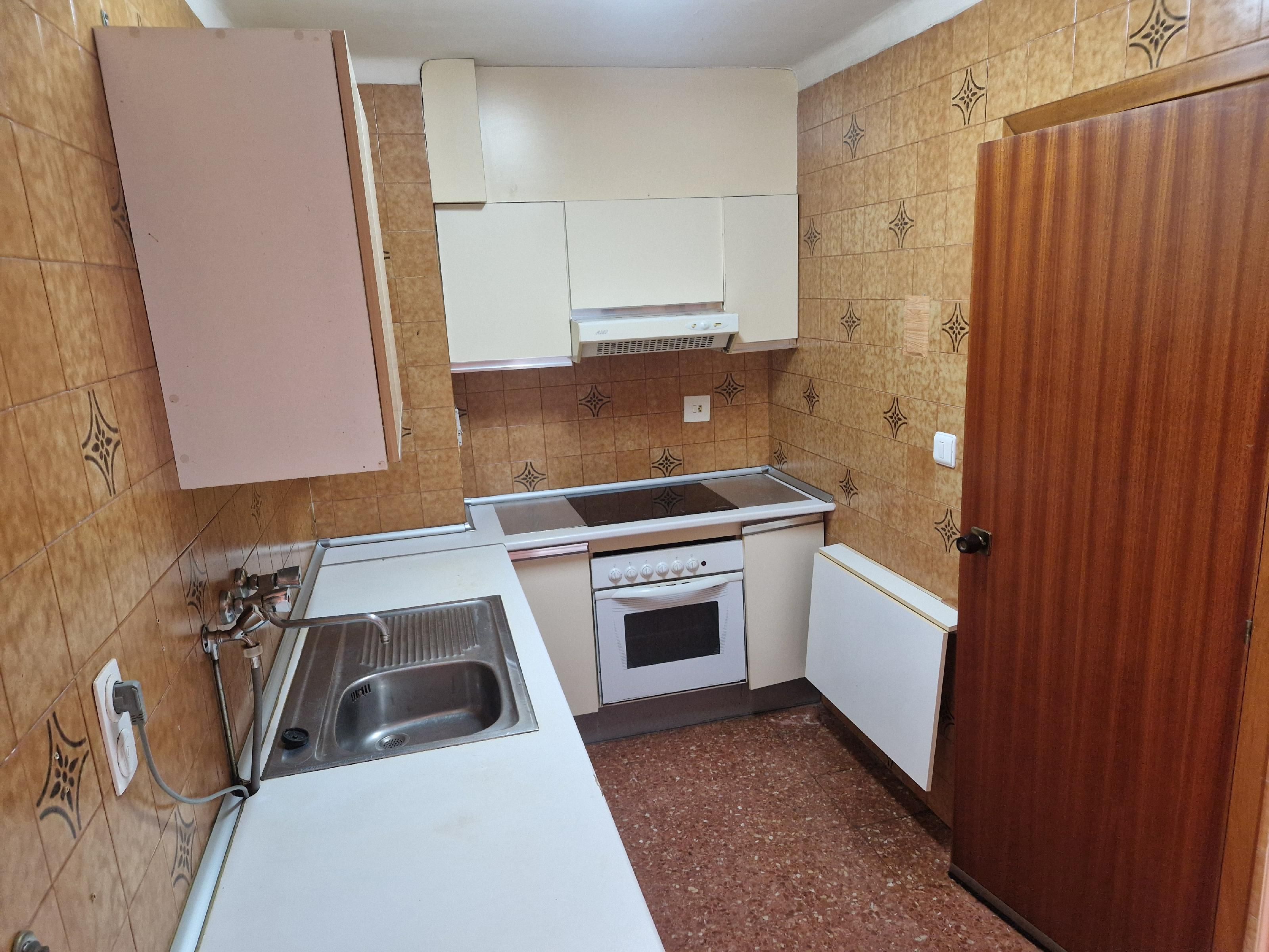 Flat for sale in Instituts - Universitat