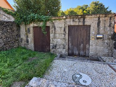 Landhaus mit Garten zum Verkauf in PO-254