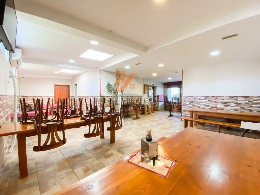 Local commercial à vendre à Rua Travesia De Cacheiras 51, imagen 3