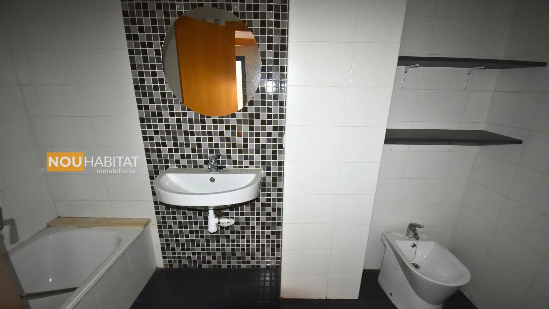 Flat for sale in Montserrat