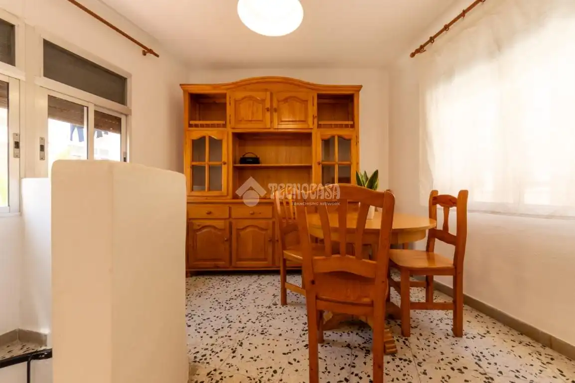 Comedor de Estudio en venta en Tarragona con Calefacción y Balcón
