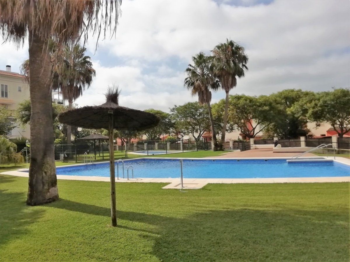 Piso de alquiler en El Águila, Vistahermosa - Fuentebravía