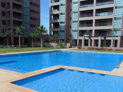 Piscina de Pis en venda en Alicante / Alacant amb Aire condicionat, Calefacció i Terrassa