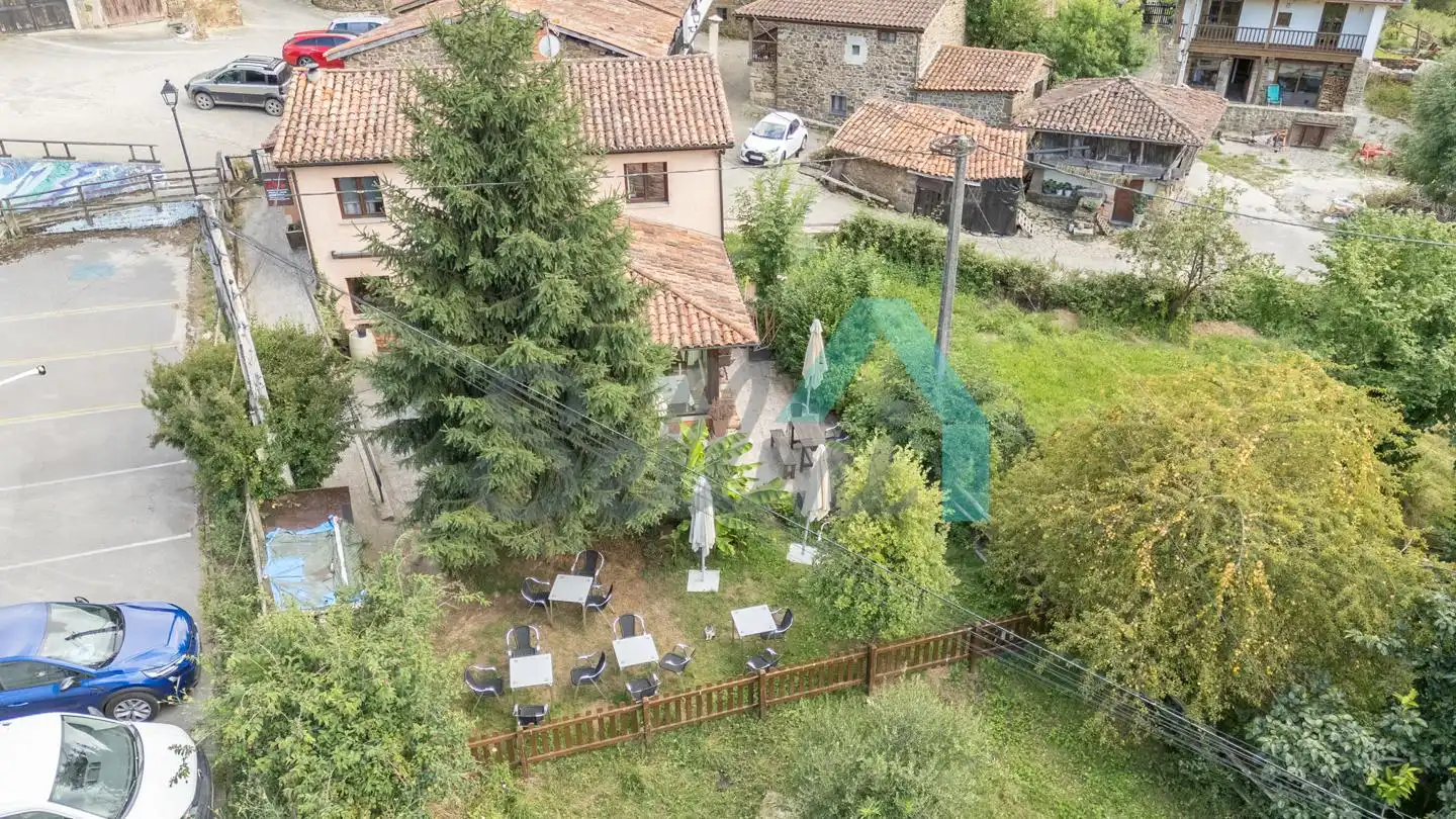 Casa o chalet en venta en Sobrescobio con Calefacción, Jardín privado y Terraza