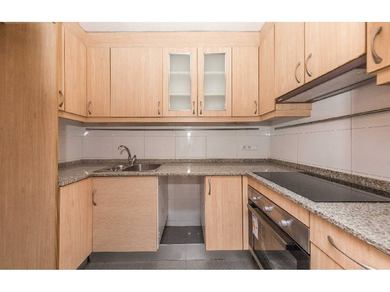 Cocina de Piso en venta en  Barcelona Capital con Terraza