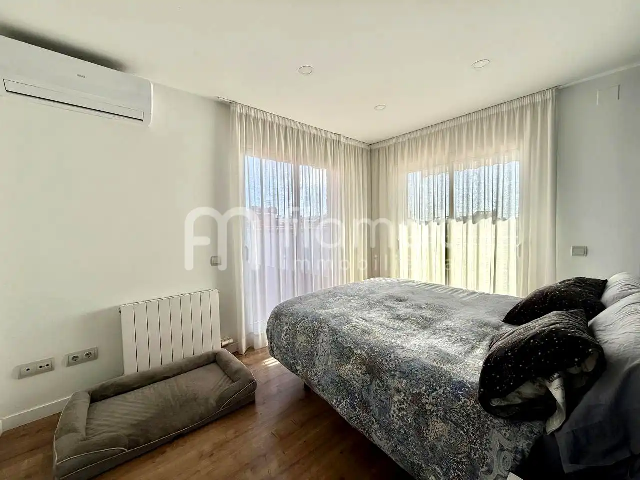 Schlafzimmer von Dachboden zum Verkauf in Malgrat de Mar mit Klimaanlage und Terrasse