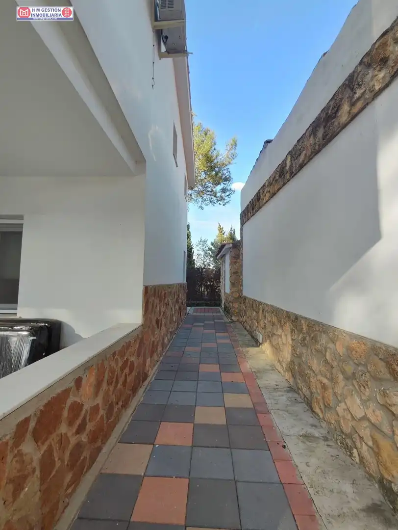 Casa o xalet en venda en Alcázar de San Juan amb Aire condicionat, Calefacció i Traster