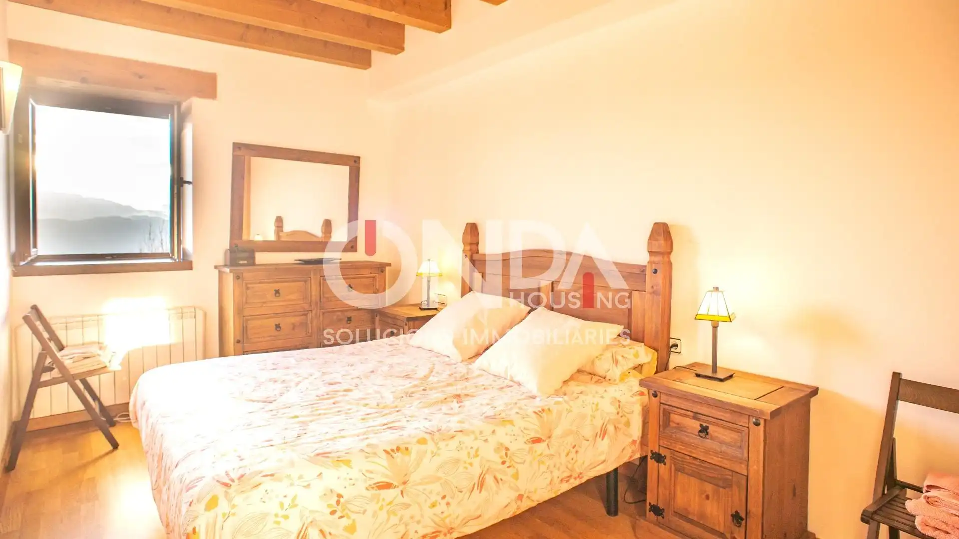 Habitación de Piso en venta en El Pont de Suert con Calefacción, Terraza y Amueblado