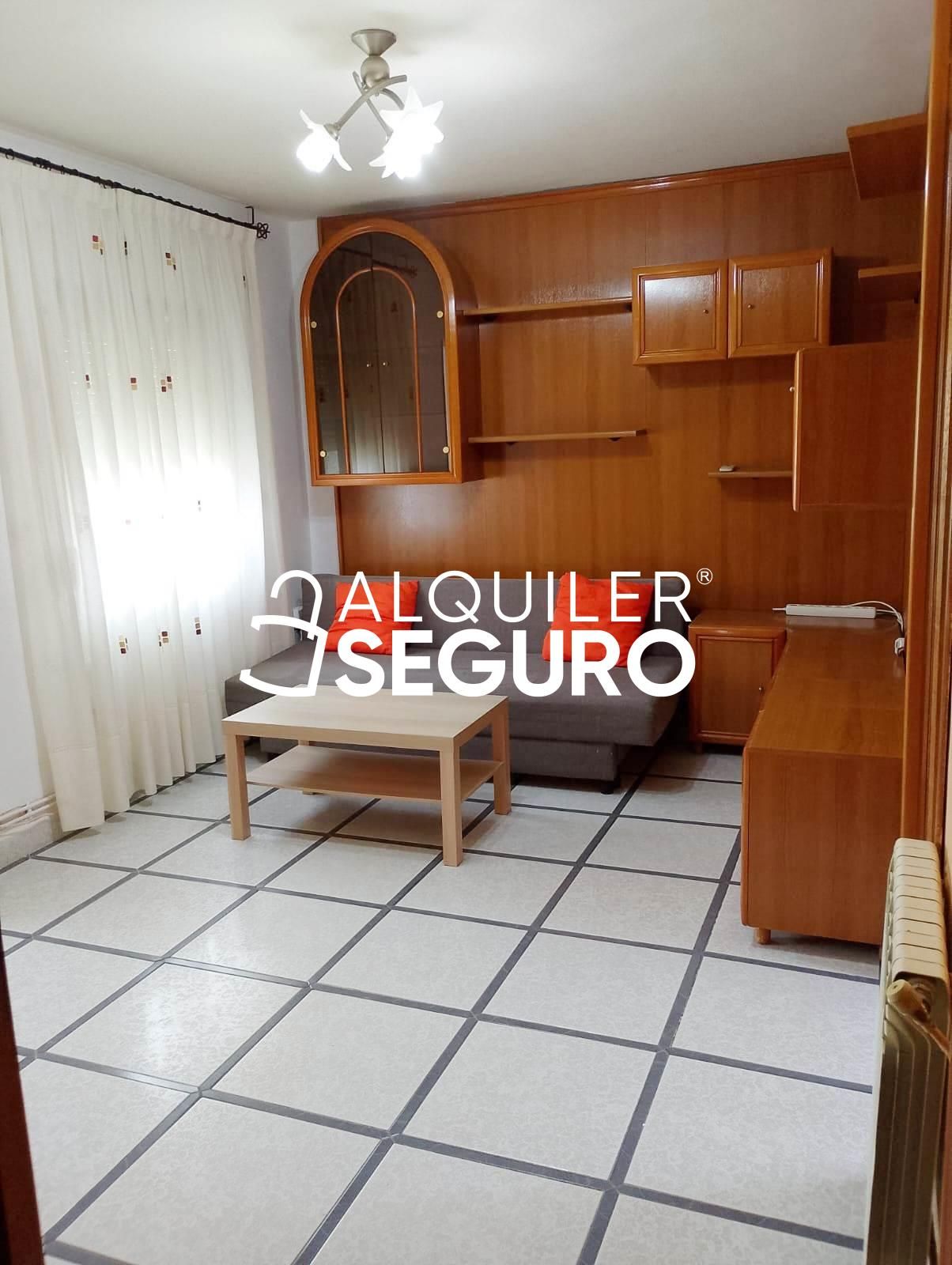 Living room of Flat to rent in Puertollano  with Heating and Furnished