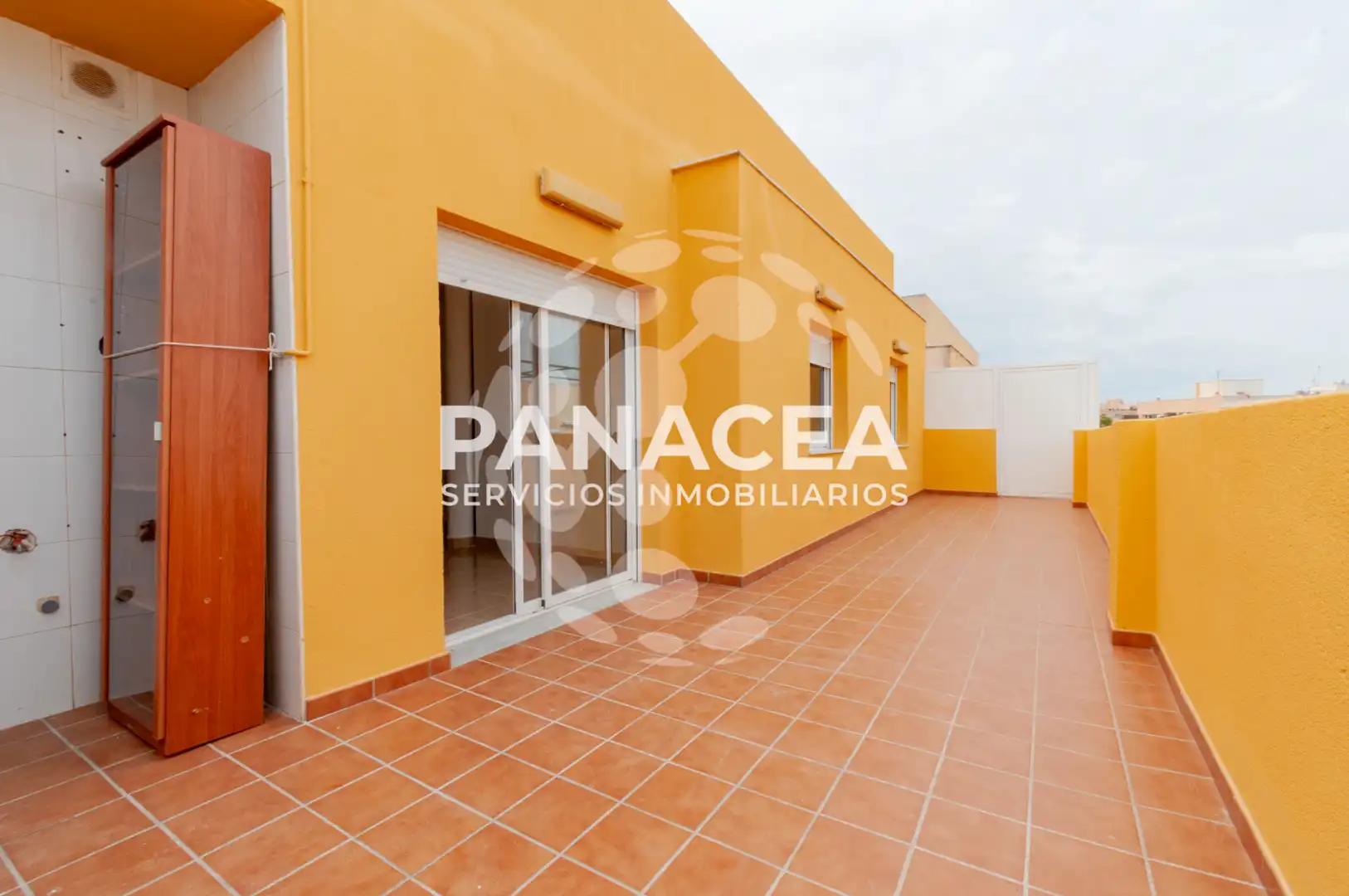 Terraza de Ático en venta en Roquetas de Mar con Terraza, Amueblado y TV