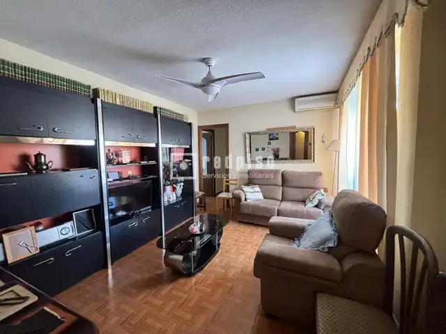 Flat with lift for sale in de Guadalcázar, imagen 2