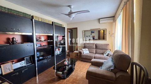 Foto 2 de Piso en venta en De Guadalcázar, Entrevías, Madrid Capital