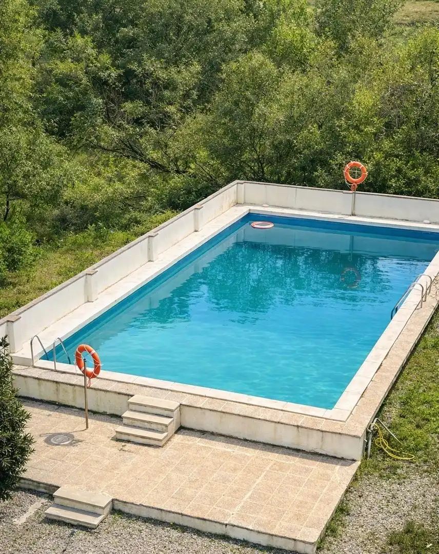 Swimming pool of Flat for sale in Roses  with Community pool