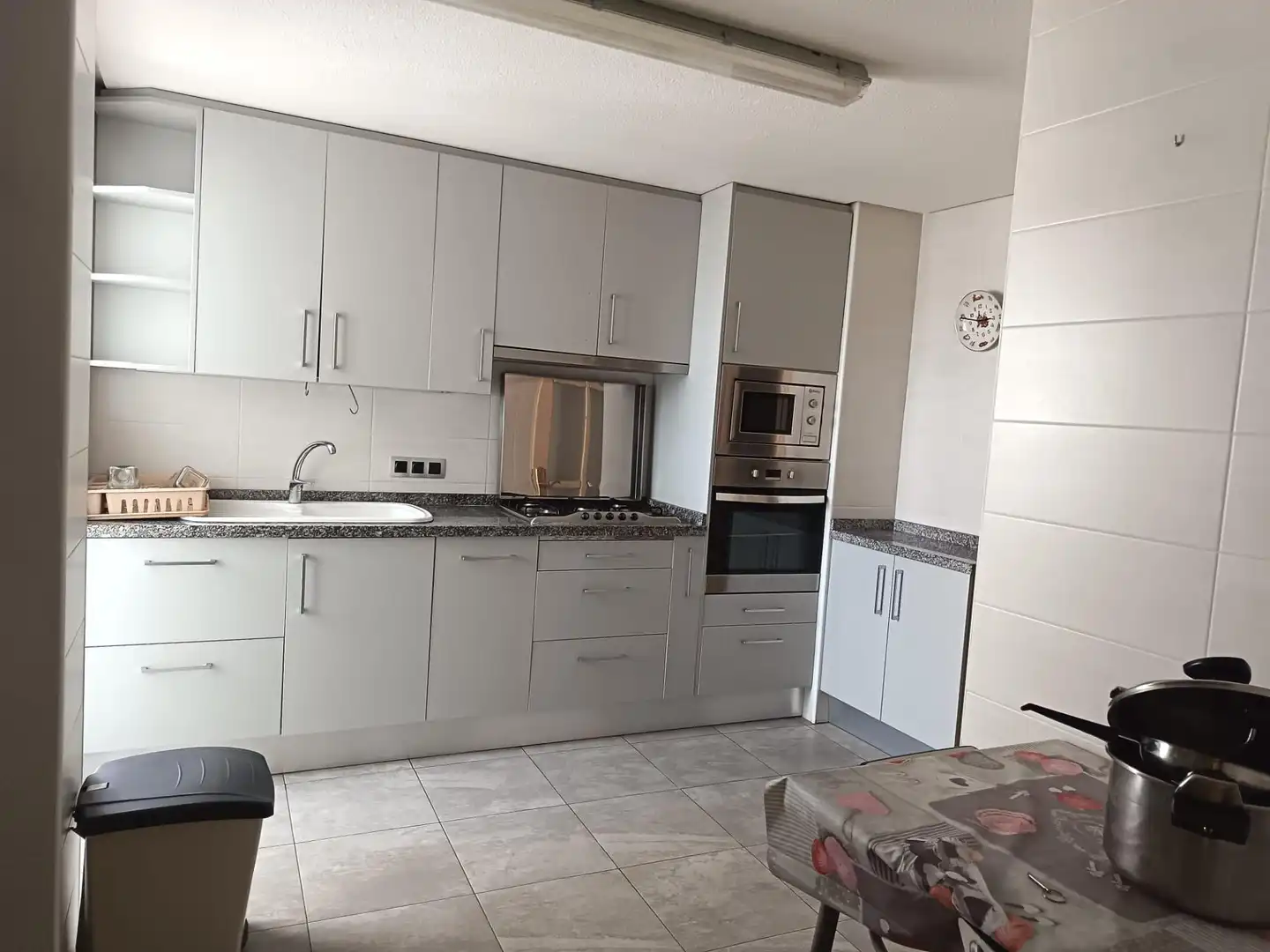 Cocina de Piso en venta en Alicante / Alacant con Aire acondicionado, Trastero y Balcón