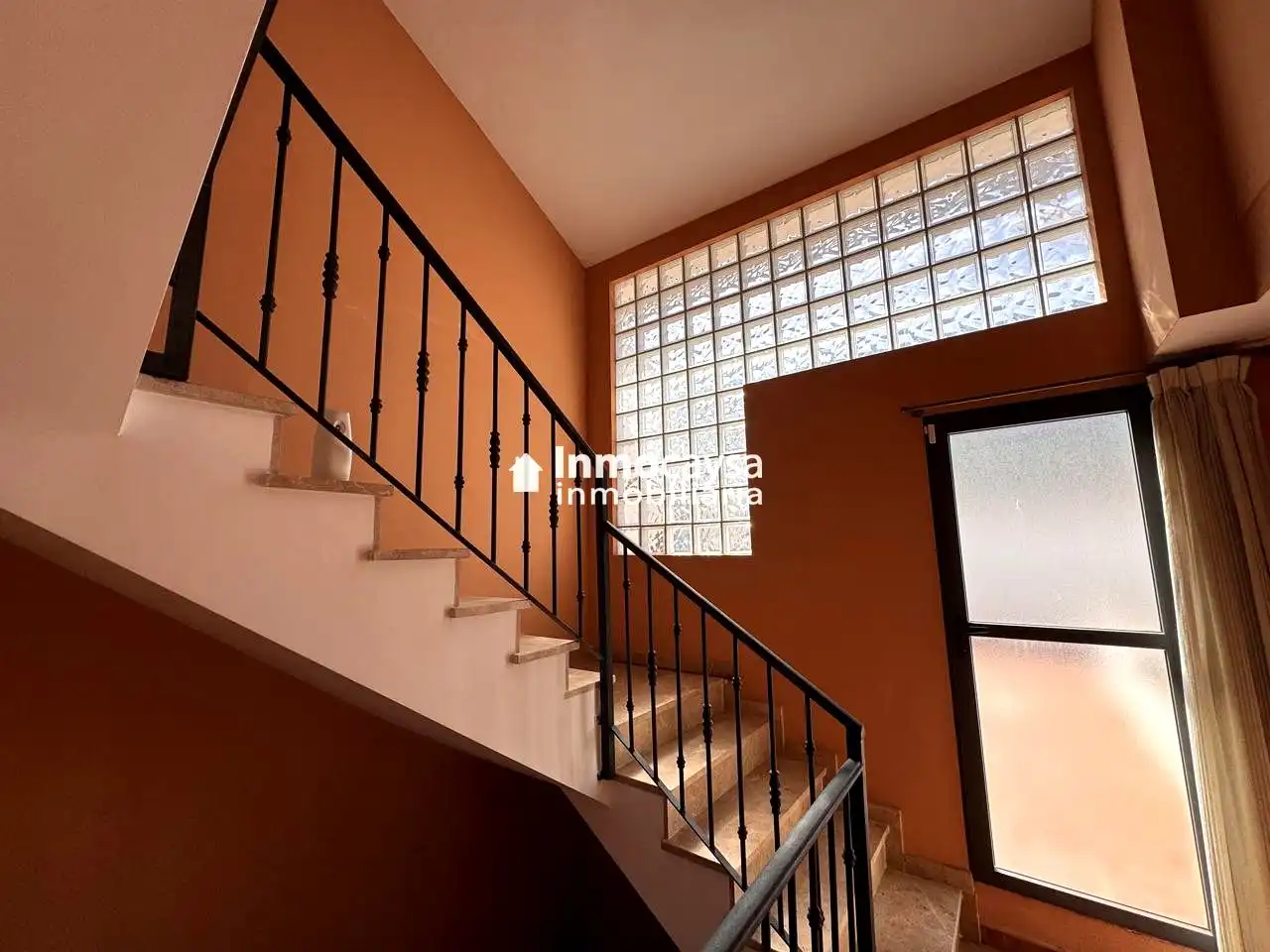 Casa o chalet en venta en Novelé  / Novetlè con Aire acondicionado, Terraza y Piscina