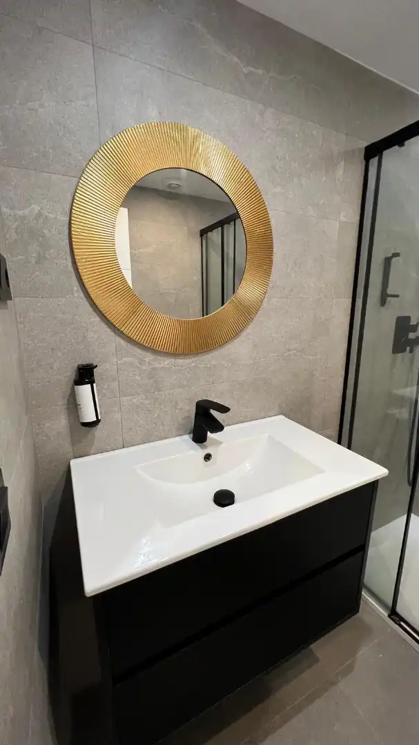 Baño de Piso en venta en Málaga con Aire acondicionado, Calefacción y Amueblado