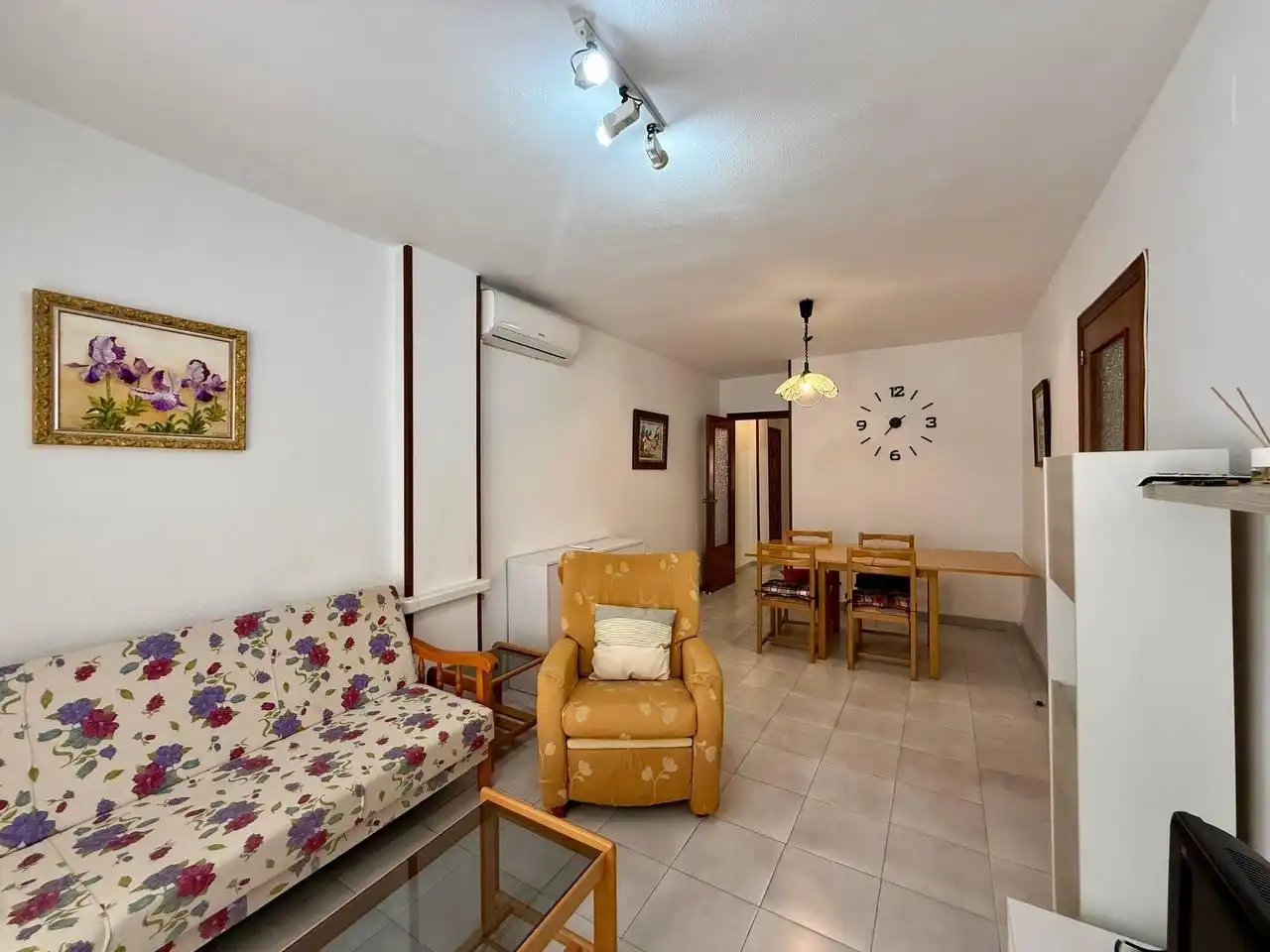 Sala de estar de Apartamento en venta en Torrevieja con Calefacción