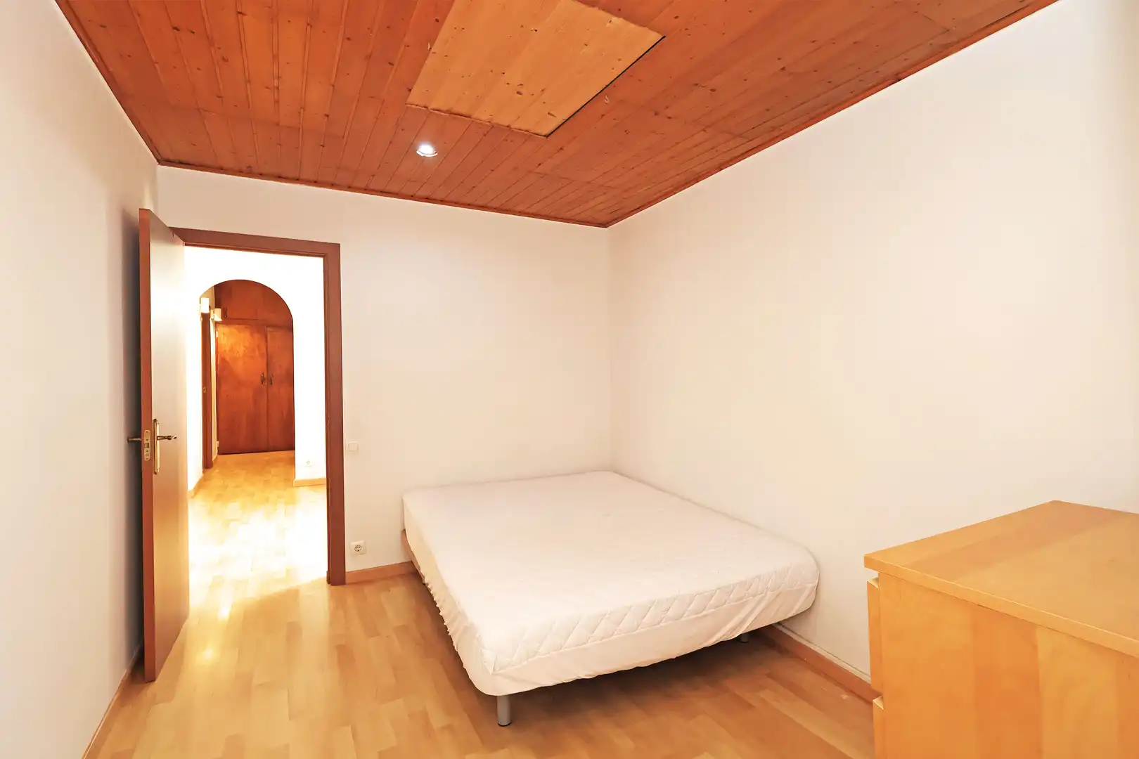 Bedroom of Flat for sale in Barcelona  with Balcony