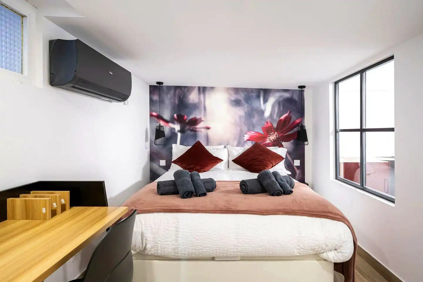 Bedroom of Duplexes for rent in Chamberí
