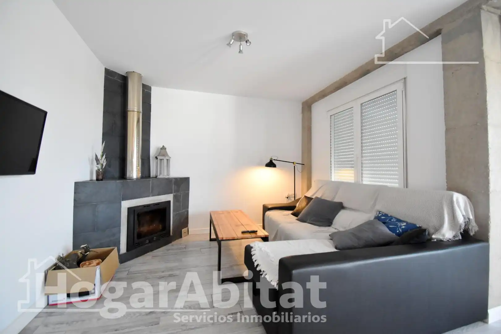Wohnzimmer von Wohnung zum Verkauf in Almoines mit Balkon und Alarm