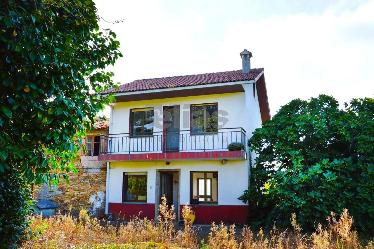 Vista exterior de Casa o chalet en venta en Cabana de Bergantiños con Jardín privado y Amueblado