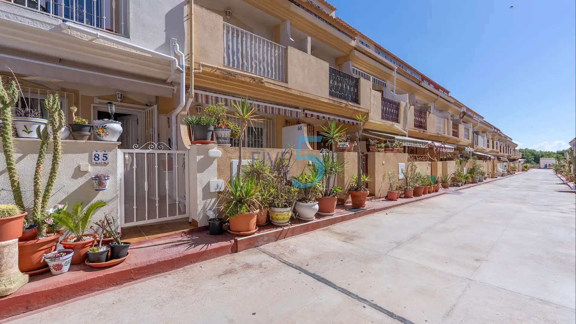 Casa a schiera con terrazza in vendita a Orihuela Costa