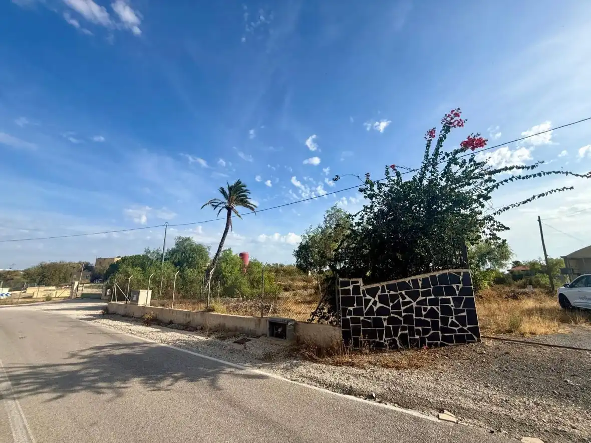 Residential zum Verkauf in Peña de las Águilas