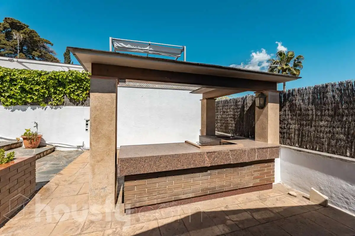 Casa amb piscina en venda a Avinguda de la Llum ., imagen 51