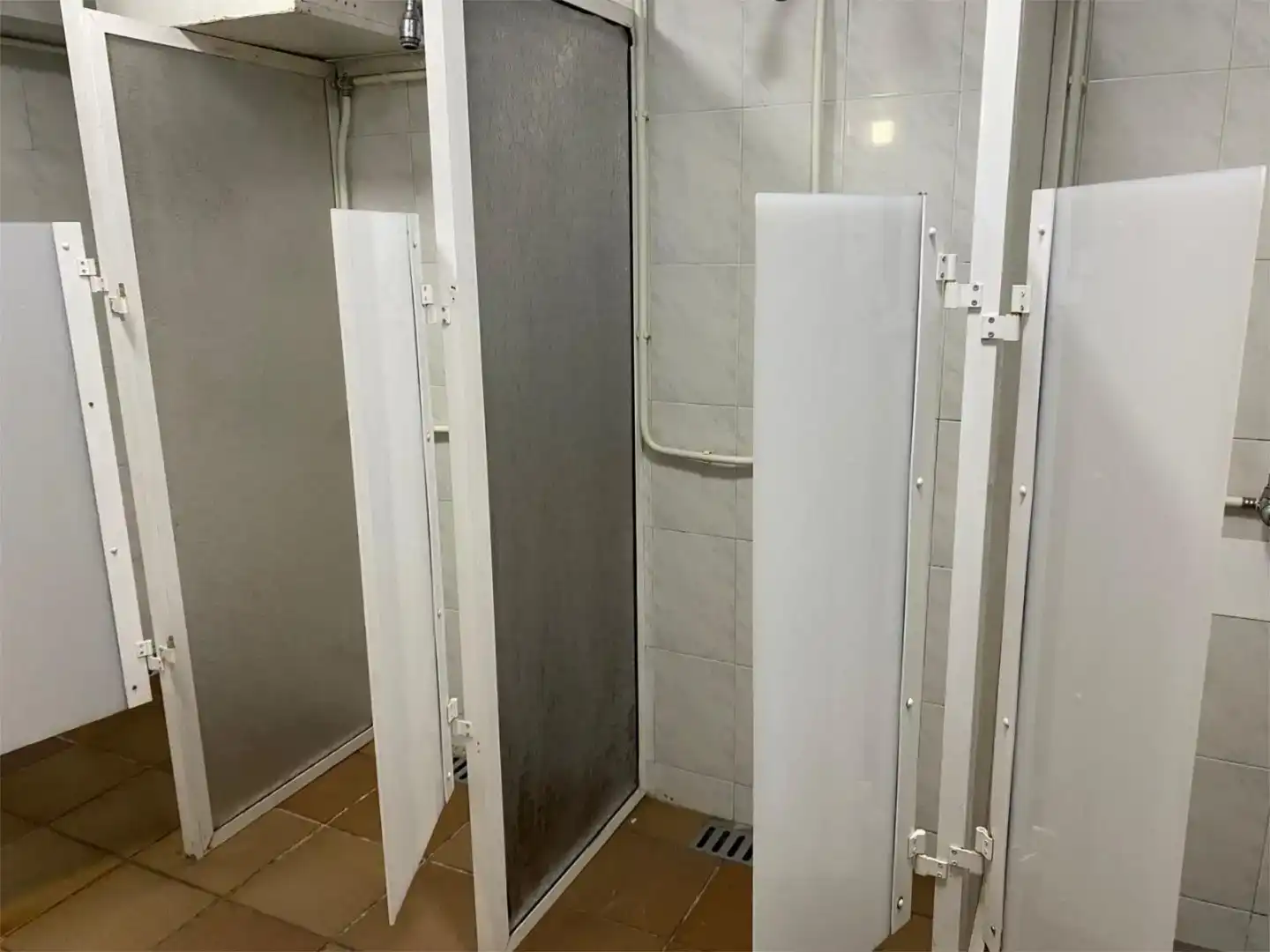 Badezimmer von Geschaftsraum zur Miete in Ourense Capital  mit Klimaanlage und Möbliert