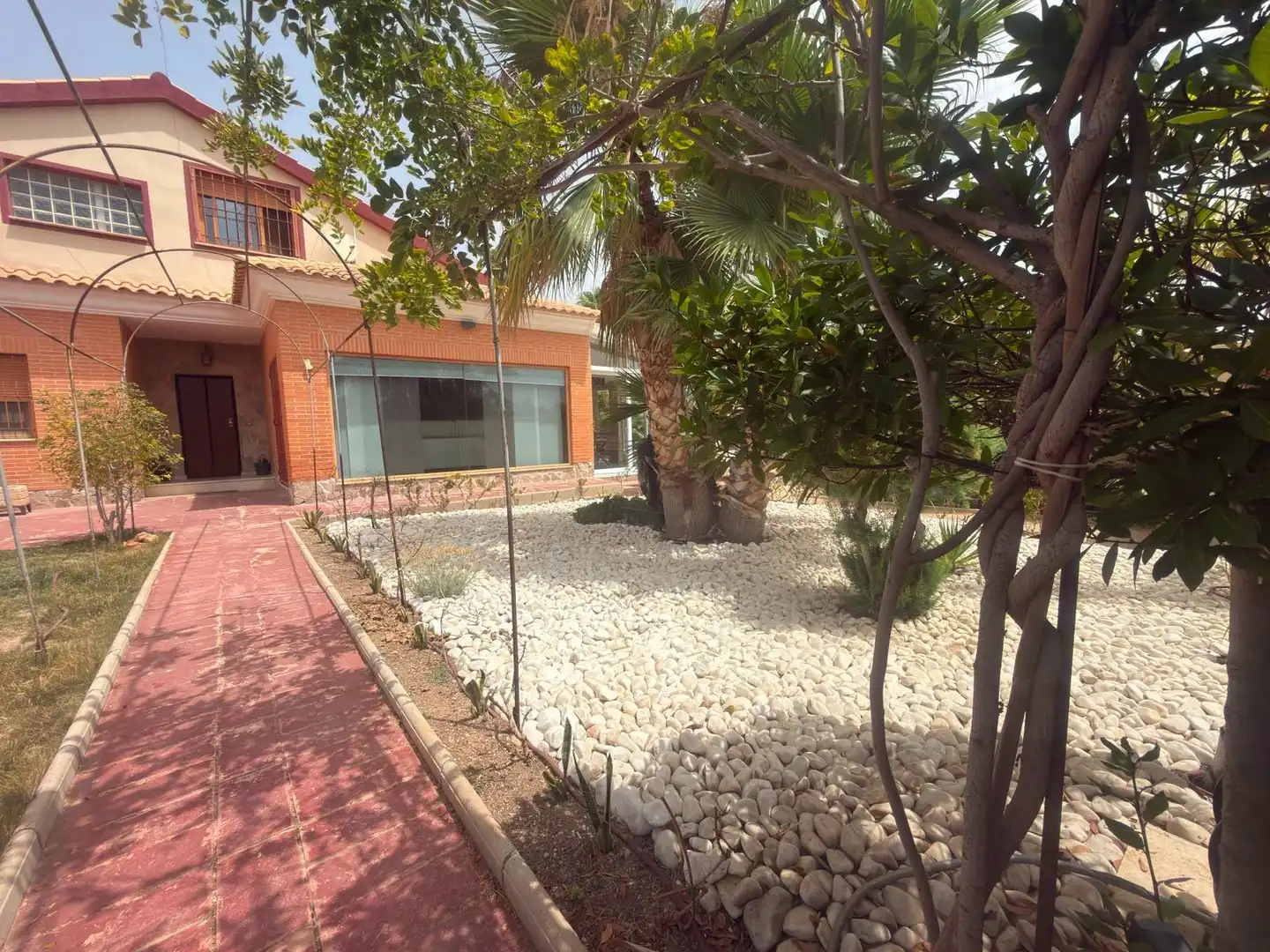 Jardí de Casa o xalet en venda en Alicante / Alacant amb Aire condicionat, Calefacció i Jardí privat