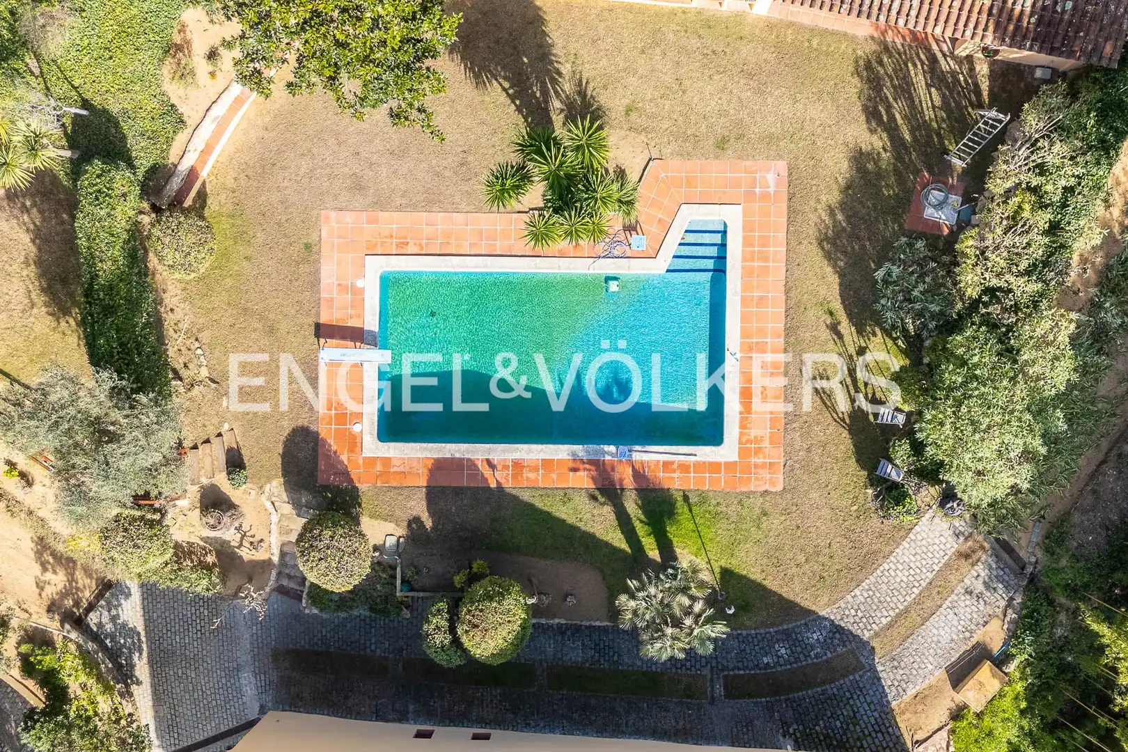 Piscina de Casa o xalet en venda en Arenys de Munt amb Aire condicionat, Calefacció i Jardí privat