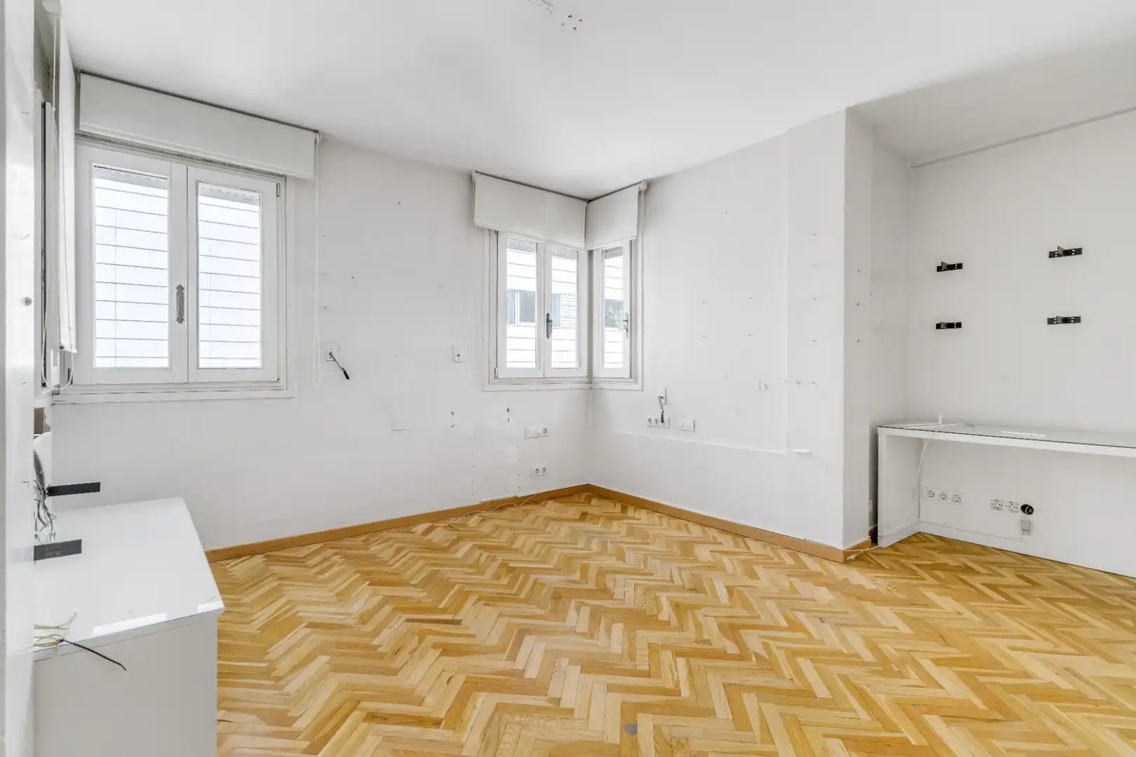 Schlafzimmer von Maisonette zum Verkauf in Barcelona mit Klimaanlage, Parkett und Terrasse
