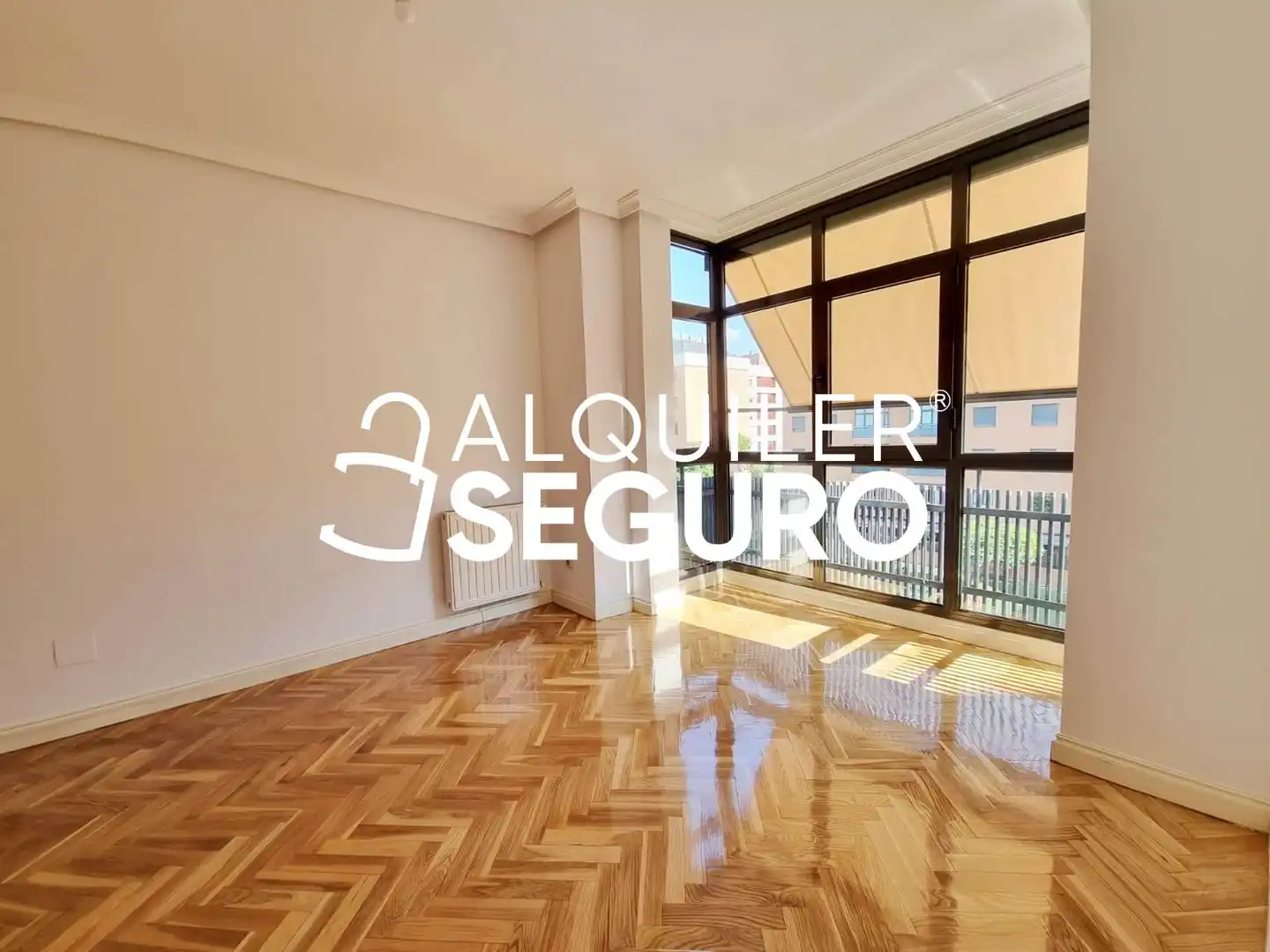 Piso con piscina en alquiler en Talgo, imagen 3