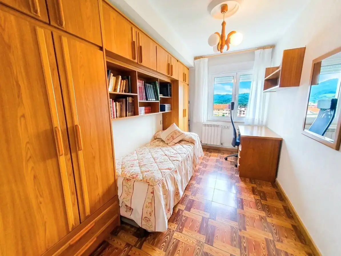 Schlafzimmer von Wohnung zum Verkauf in Grado mit Heizung, Abstellraum und Möbliert