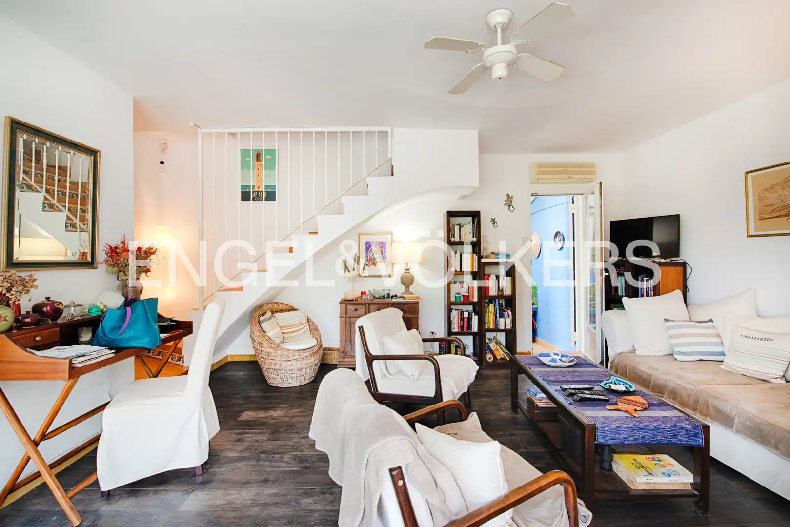 Sala de estar de Casa o chalet en venta en Roses con Jardín privado, Terraza y Amueblado