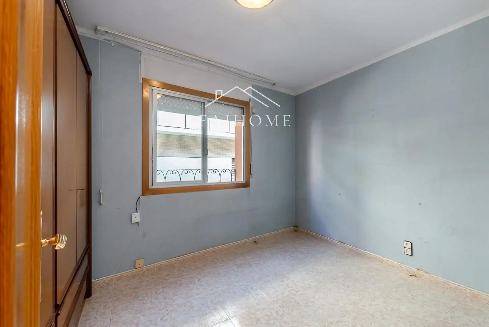 Habitación de Piso en venta en Badalona con Calefacción, Horno y Lavadora