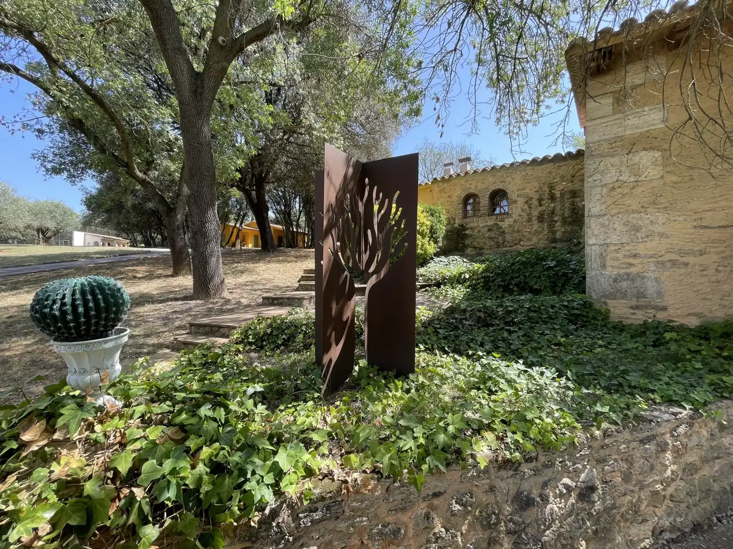 Jardín de Finca rústica en venta en Cornellà del Terri con Trastero y Piscina