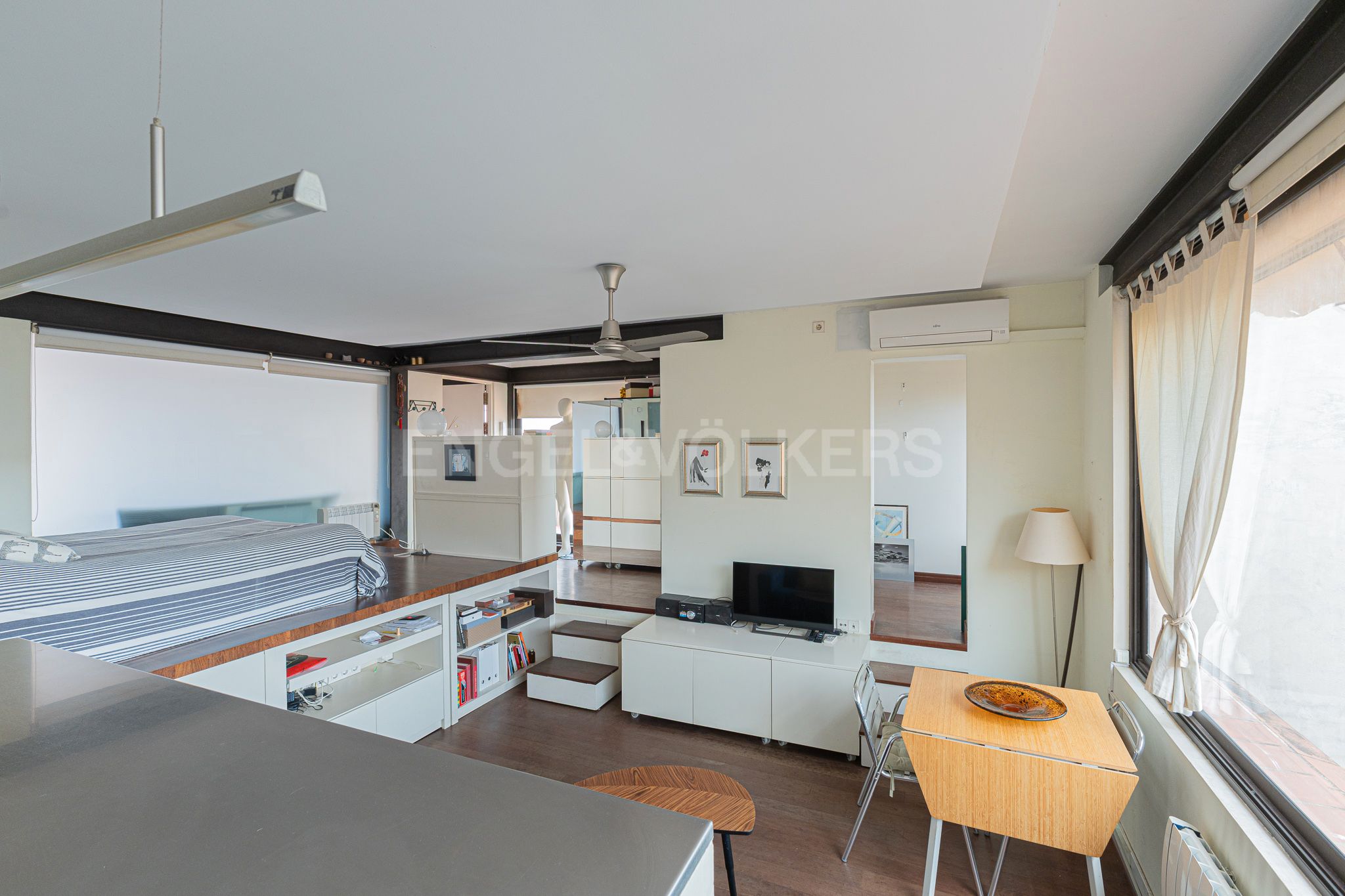 Living room of Attic for sale in  Barcelona Capital  with Air Conditioner, Heating and Terrace