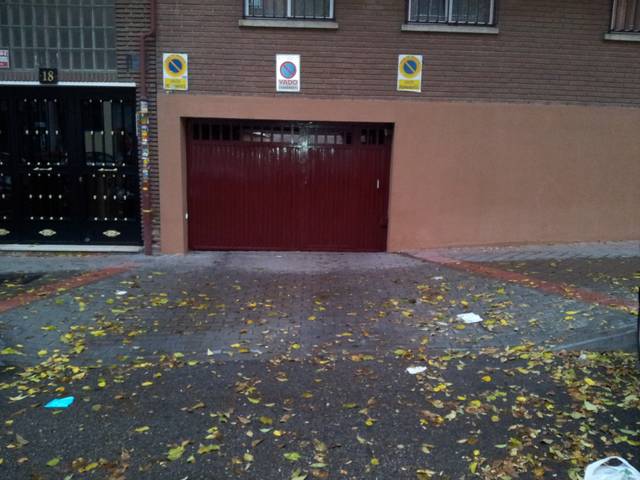 Garaje en Alquiler en Calle del Lago Constanza, 16 en Ventas