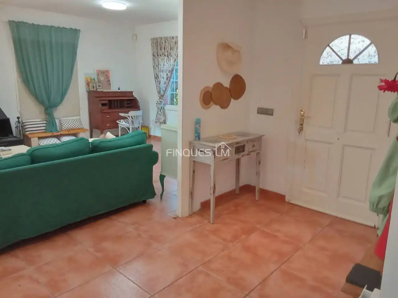 Sala d'estar de Casa o xalet en venda en Tordera amb Calefacció, Jardí privat i Terrassa