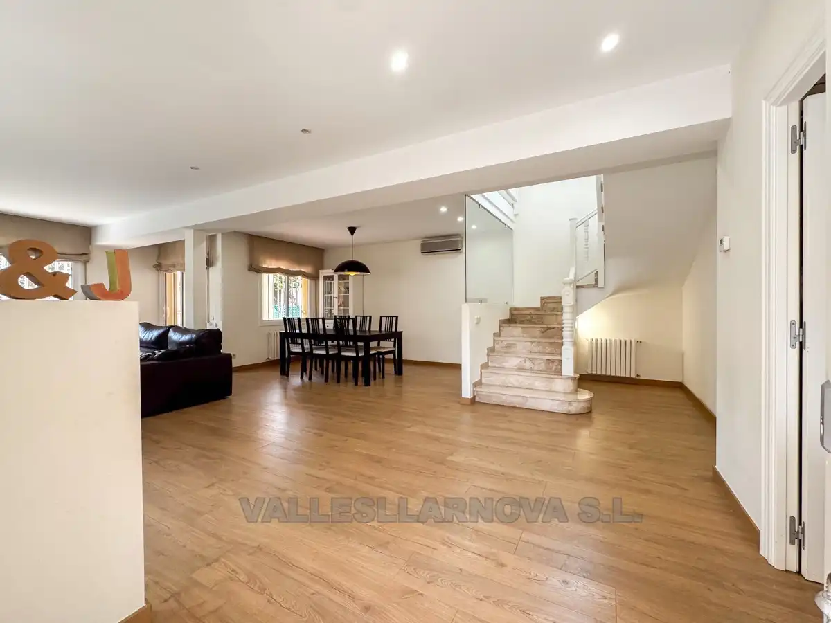 Detached house with garden for sale in Sant Fost de Campsentelles, imagen 5
