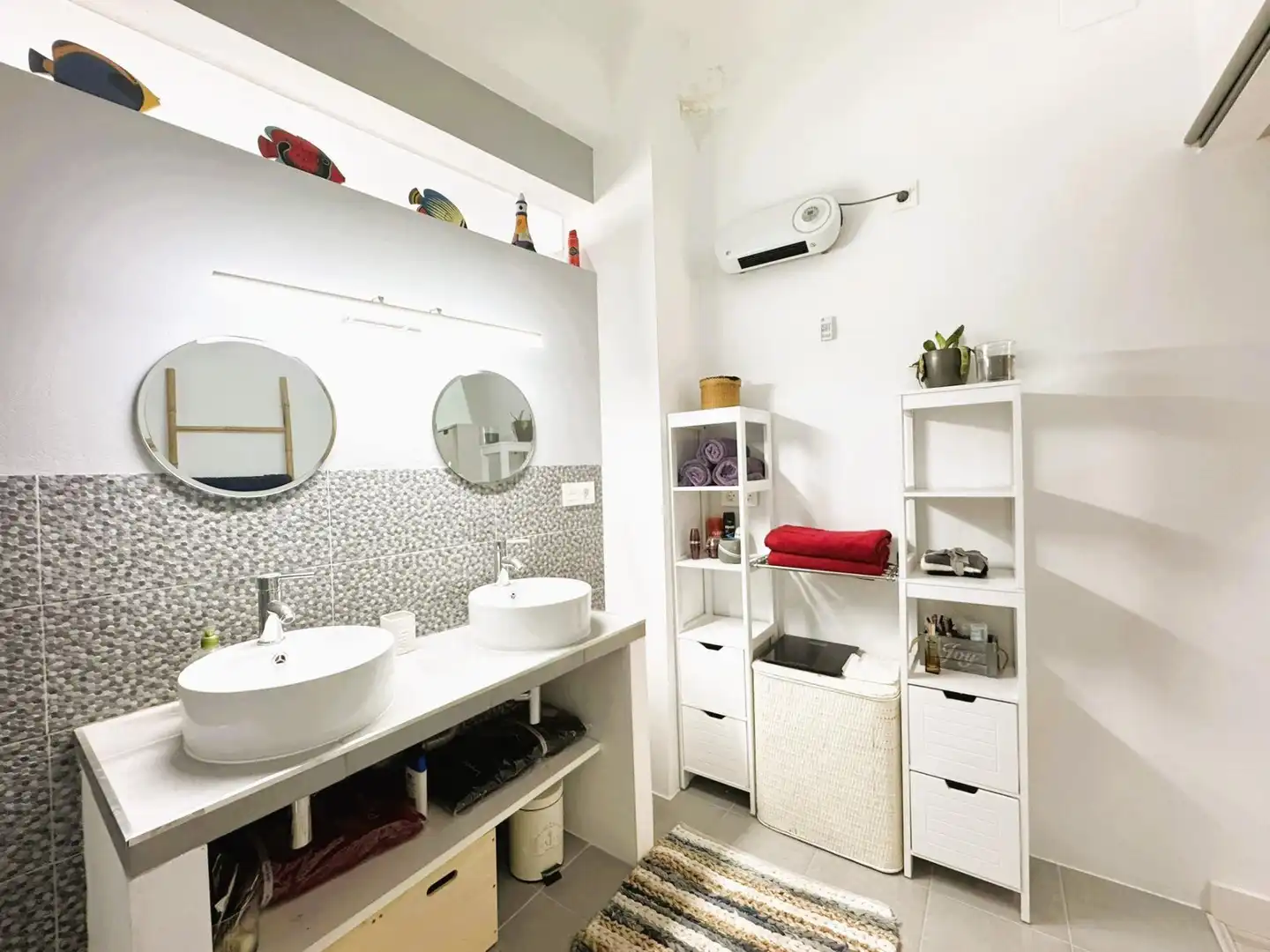 Bathroom of Country homes for sale in Dénia  with Air Conditioner, Parquet flooring and Terrace