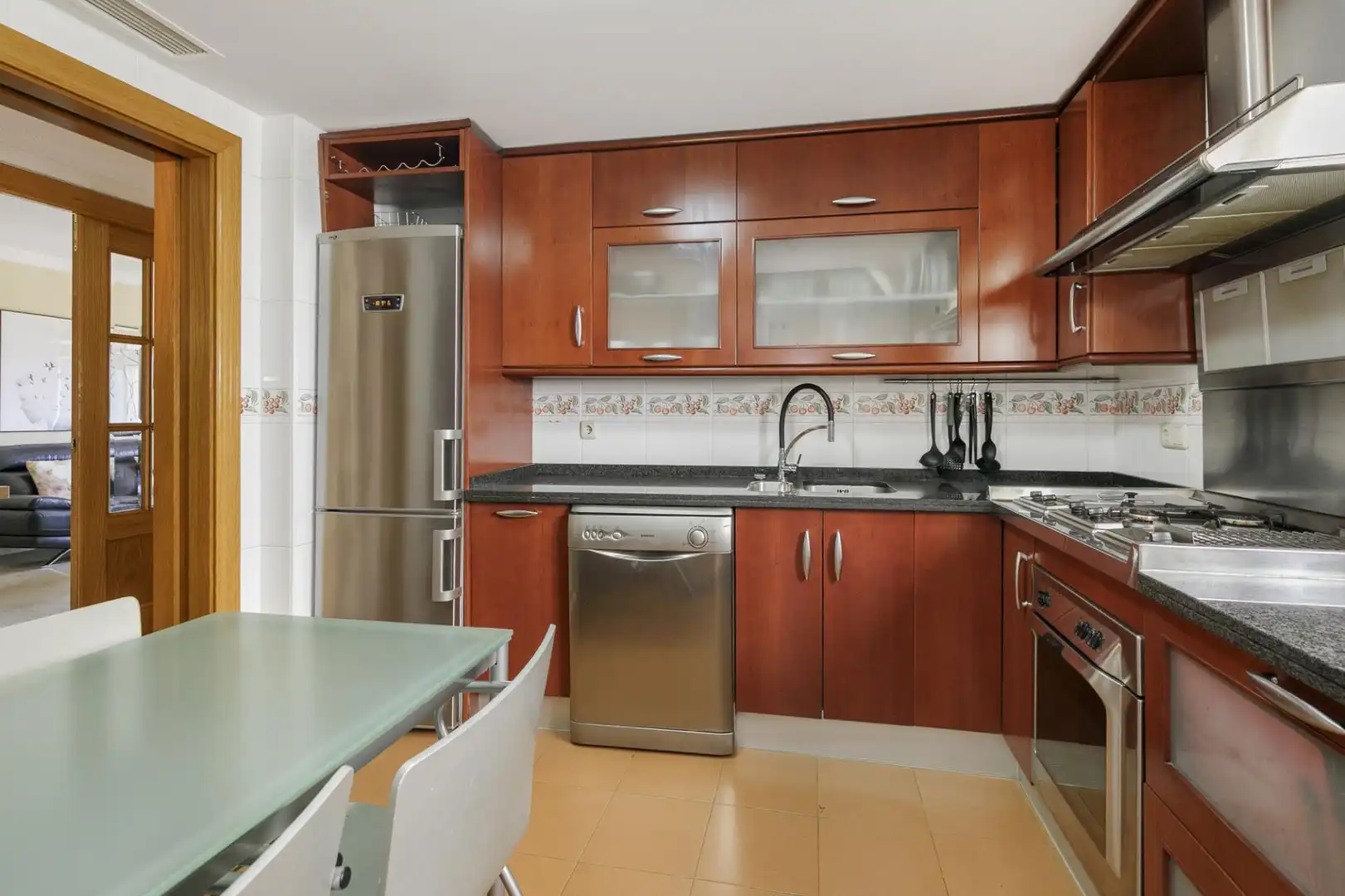Apartament en venda a 54 Calle Ramón y Cajal #escalera p3 / 4B, Rosaleda - Juventud
