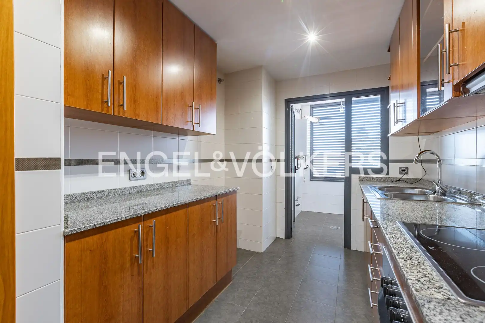 Cocina de Piso en venta en Sabadell con Aire acondicionado, Calefacción y Jardín privado