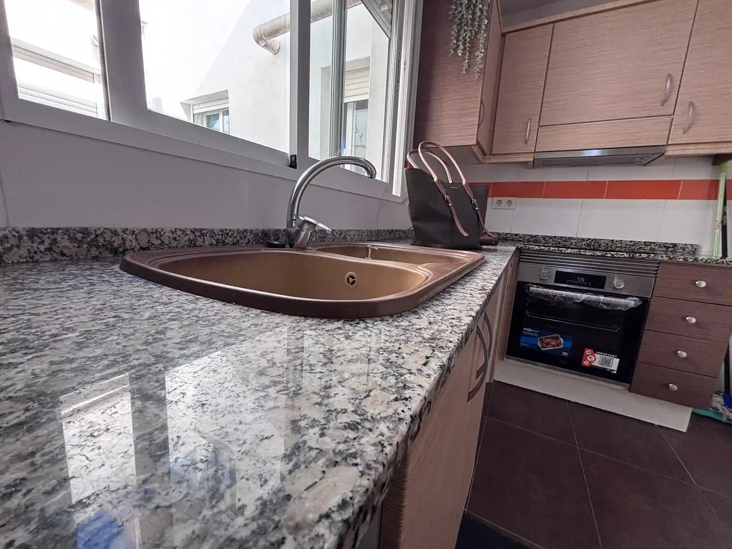 Kitchen of Attic for sale in Casinos  with Terrace, Storage room and Oven