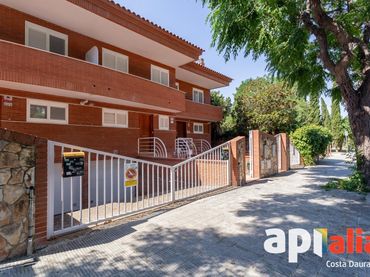 Adosado con balcón en venta en Altafulla