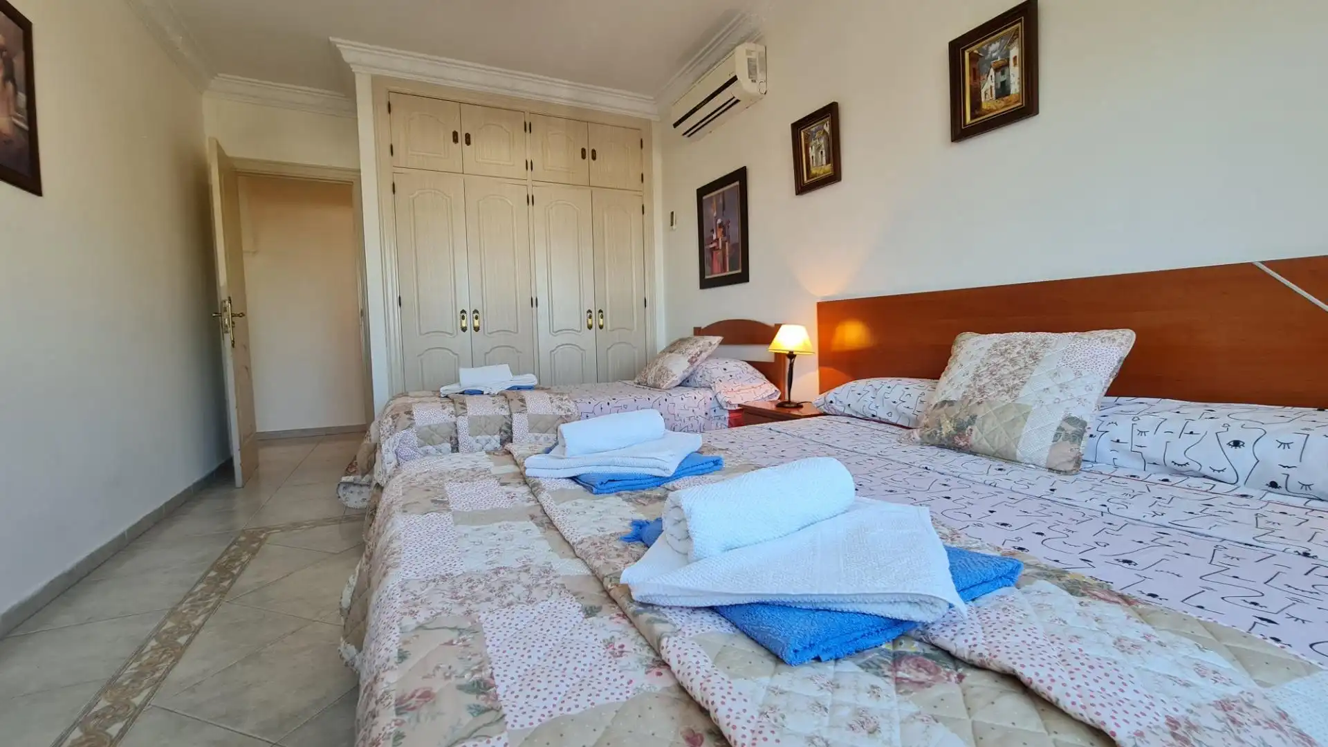 Bedroom of Houses for sale in Benalmádena  with Air Conditioner, Heating and Private garden