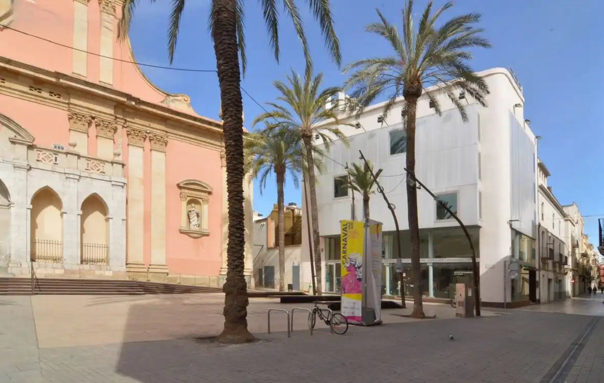 Außenansicht von Gebäude zum Verkauf in Vilanova i la Geltrú