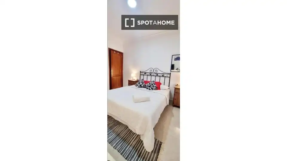Room in Alcalá