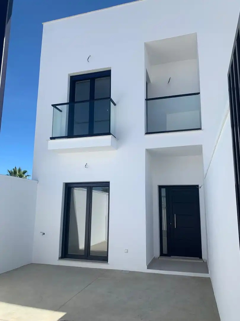 Terraced house with balcony for sale in Barrio BARRIO CANELA, imagen 7
